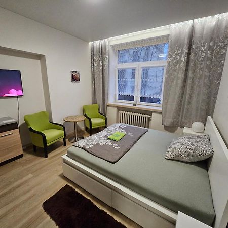 Kauno Apartamentai King Size Bed Kaunas Esterno foto