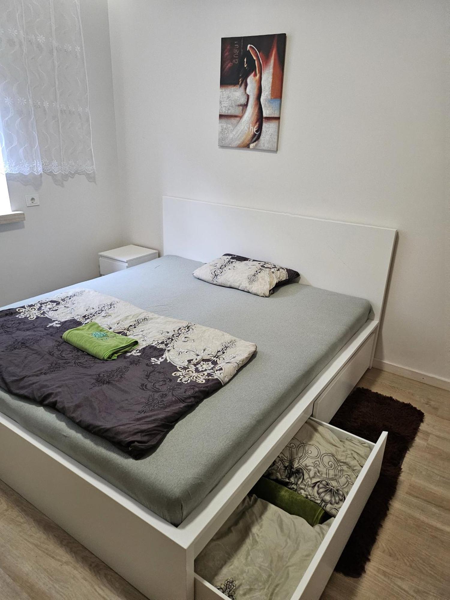Kauno Apartamentai King Size Bed Kaunas Esterno foto